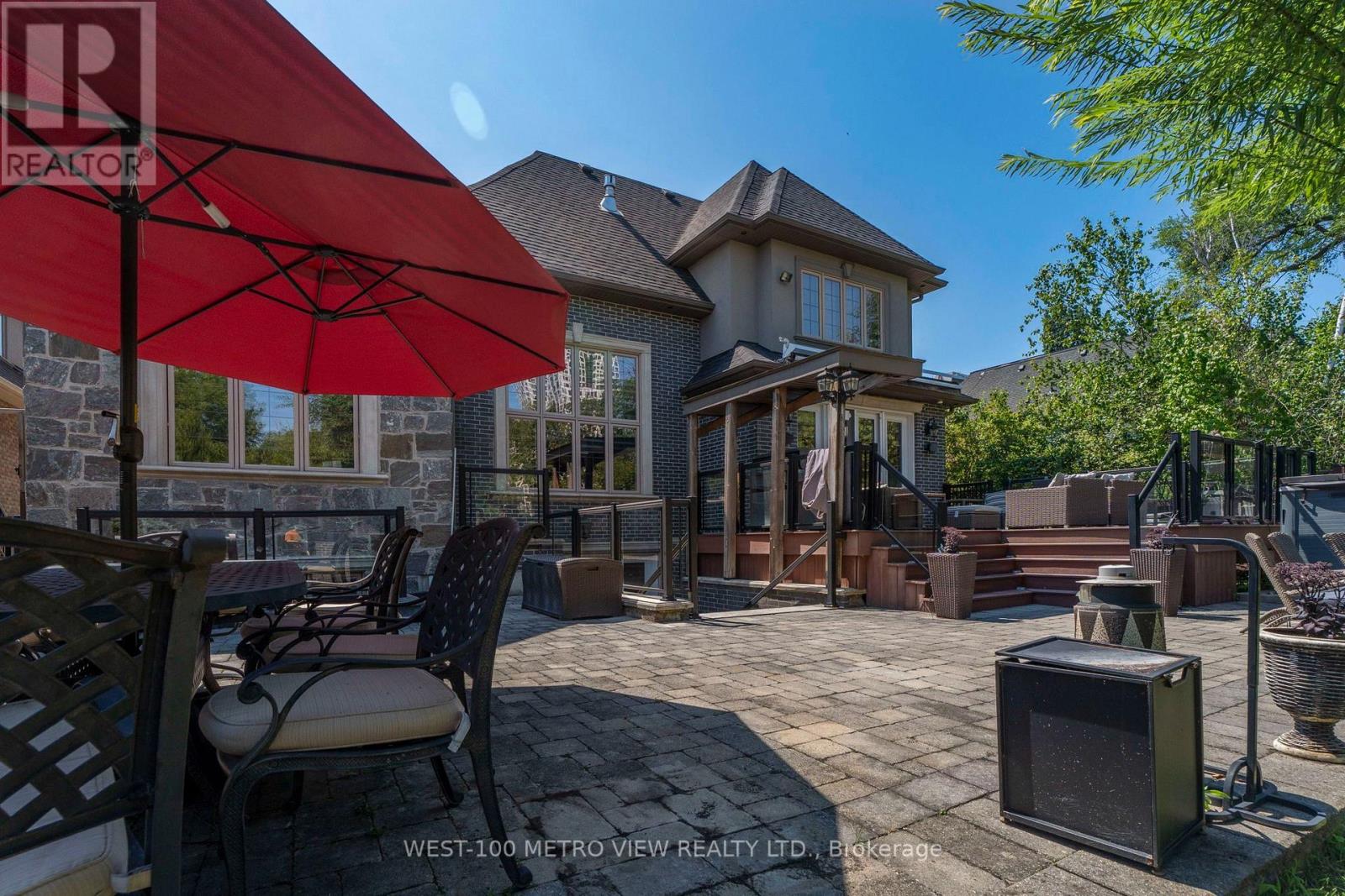 3495 Joan Drive, Mississauga, Ontario  L5B 1T7 - Photo 4 - W13859214