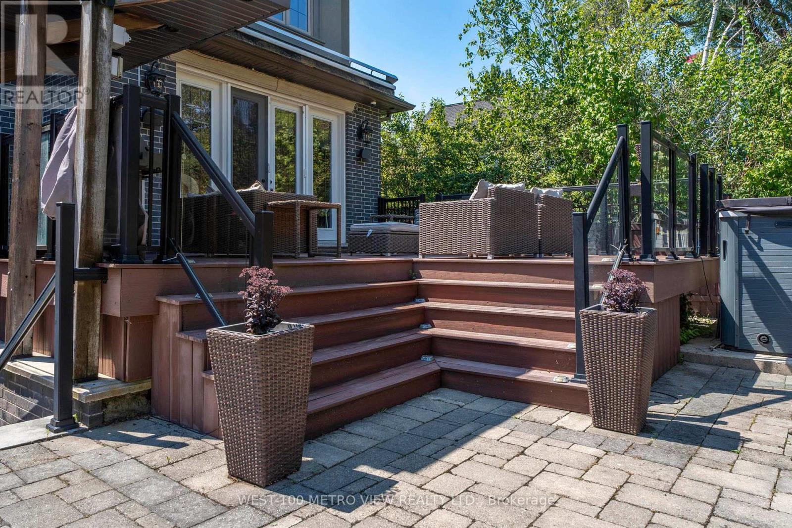 3495 Joan Drive, Mississauga, Ontario  L5B 1T7 - Photo 6 - W13859214