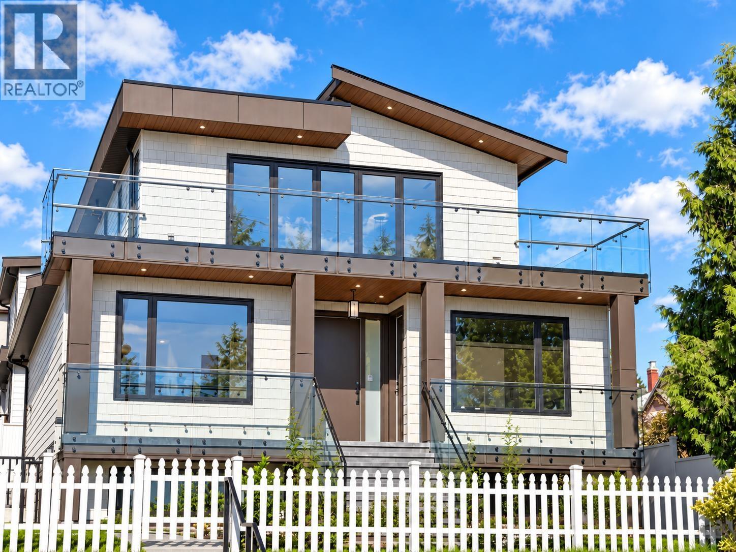 217 E Eighth Avenue, New Westminster, British Columbia  V3L 4K1 - Photo 2 - R3167079