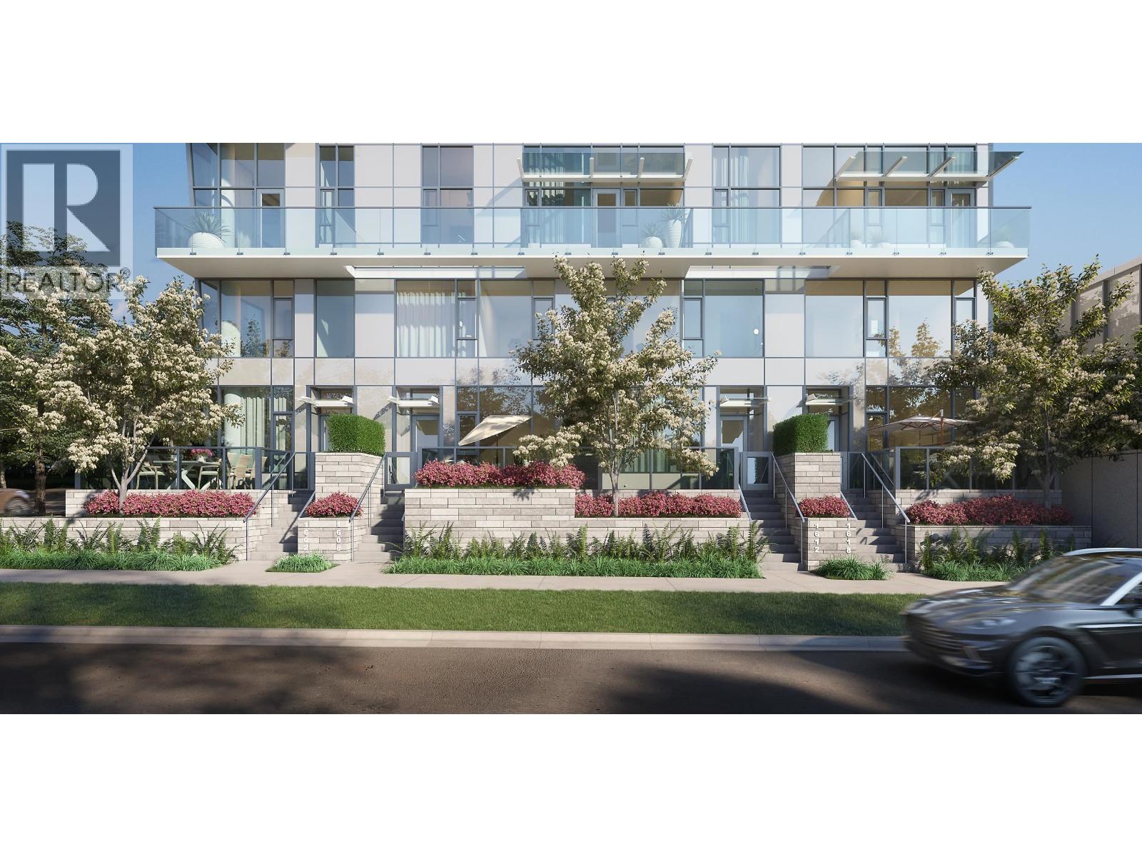 TH2 2323 FIR STREET, Vancouver, British Columbia