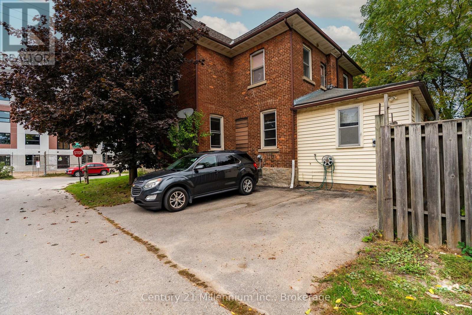 143 11th Street W, Owen Sound, Ontario  N4K 3S4 - Photo 5 - X13859240