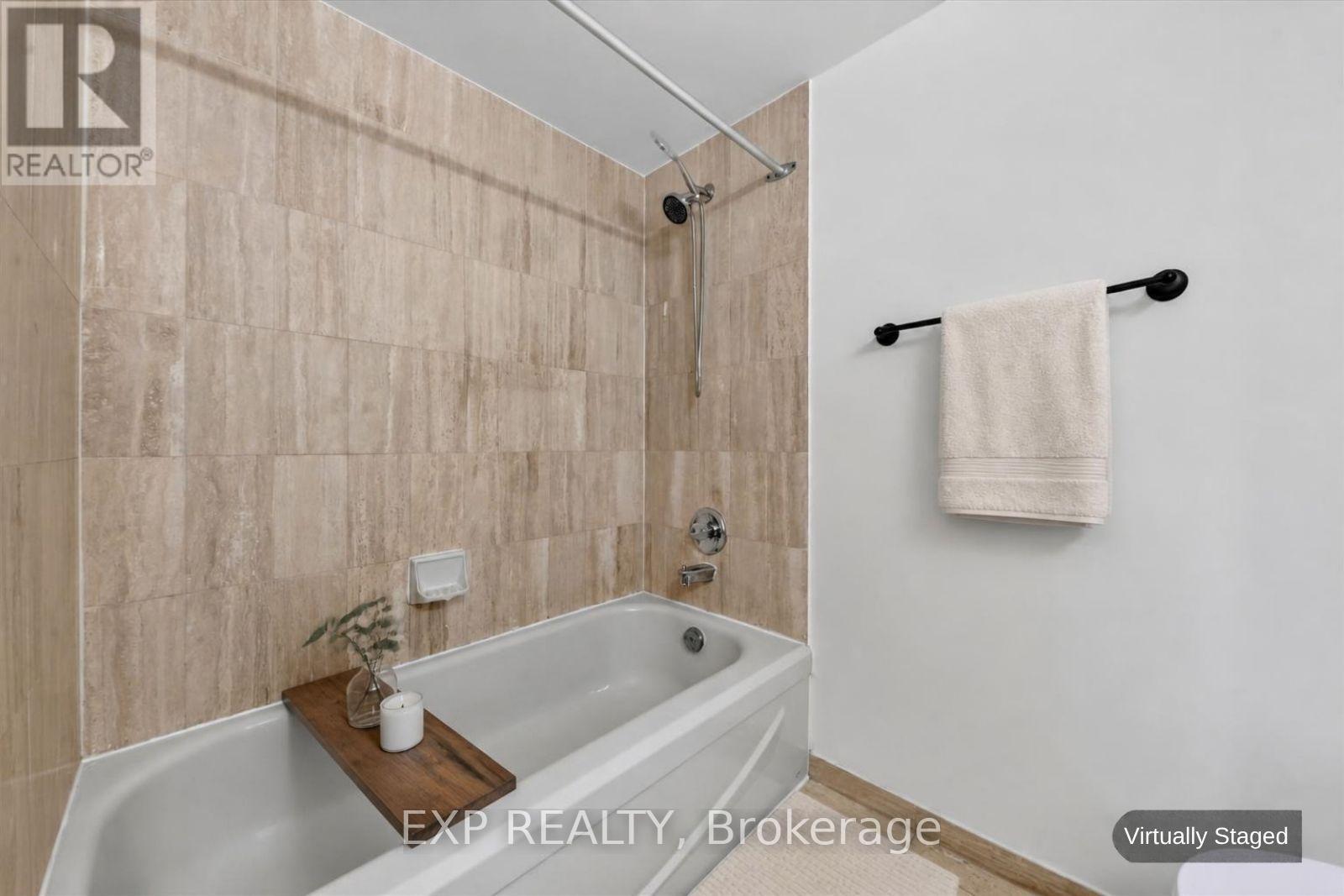2204 - 7 Concorde Place, Toronto, Ontario  M3C 3N4 - Photo 39 - C13859238