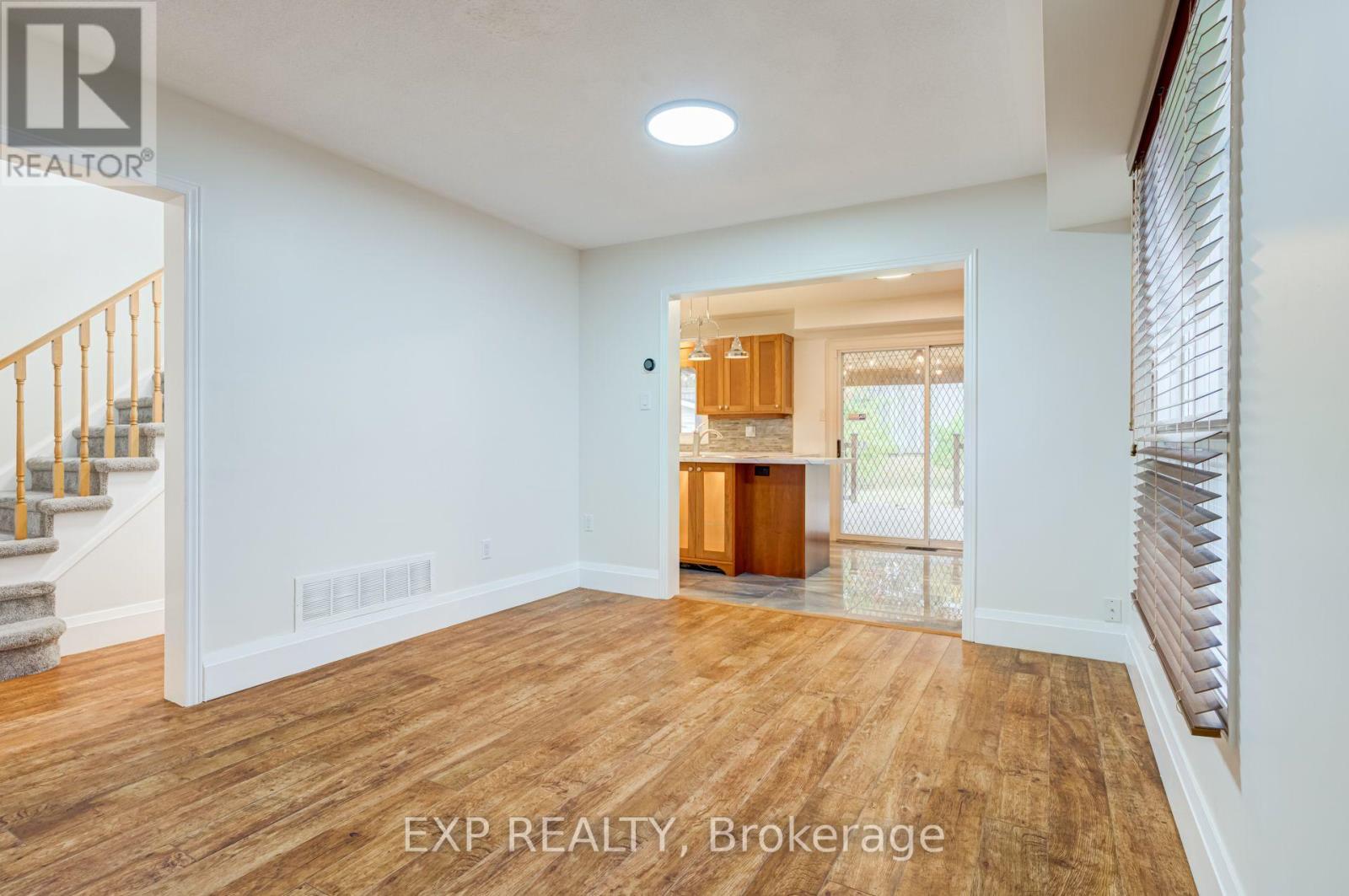 2993 Gulfstream Way, Mississauga, Ontario  L5N 6J8 - Photo 10 - W13859244