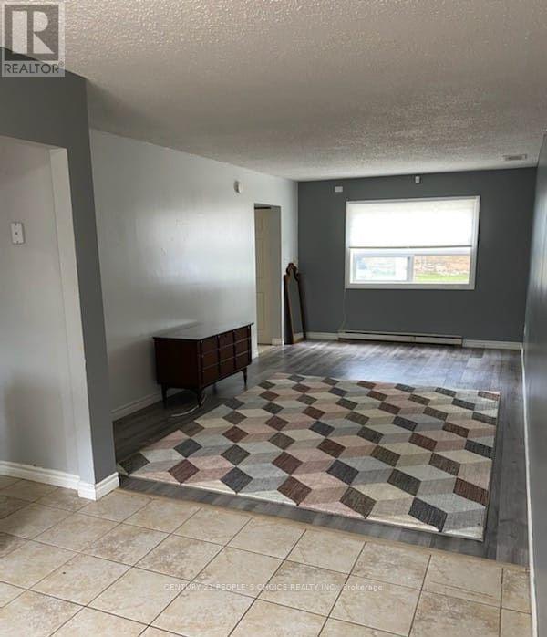 6 - 271 Thames Street N, Ingersoll, Ontario  N5C 3T6 - Photo 2 - X13859242