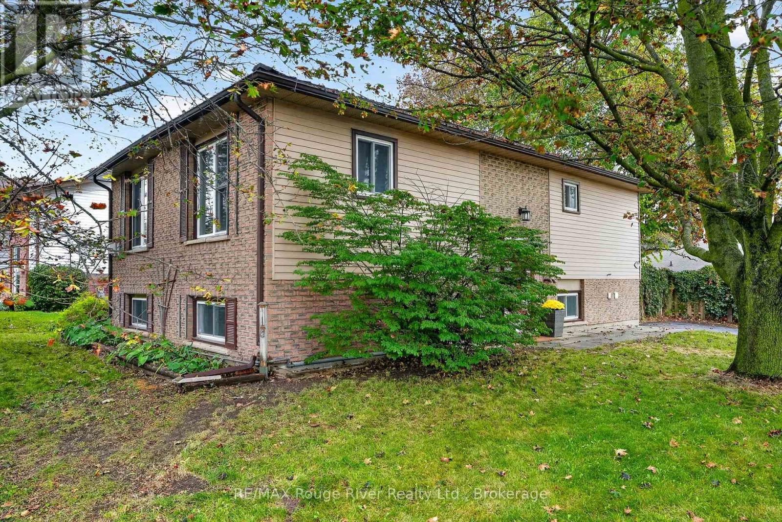 830 EWING COURT, Cobourg, Ontario