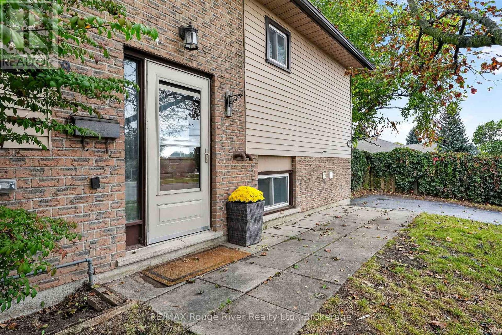 830 Ewing Court, Cobourg, Ontario  K9A 5E2 - Photo 6 - X13859246