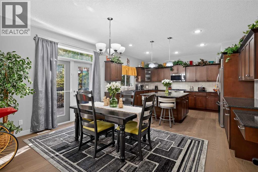 12 Crestridge Rise Sw, Calgary, Alberta  T3B 0M1 - Photo 10 - A2349147