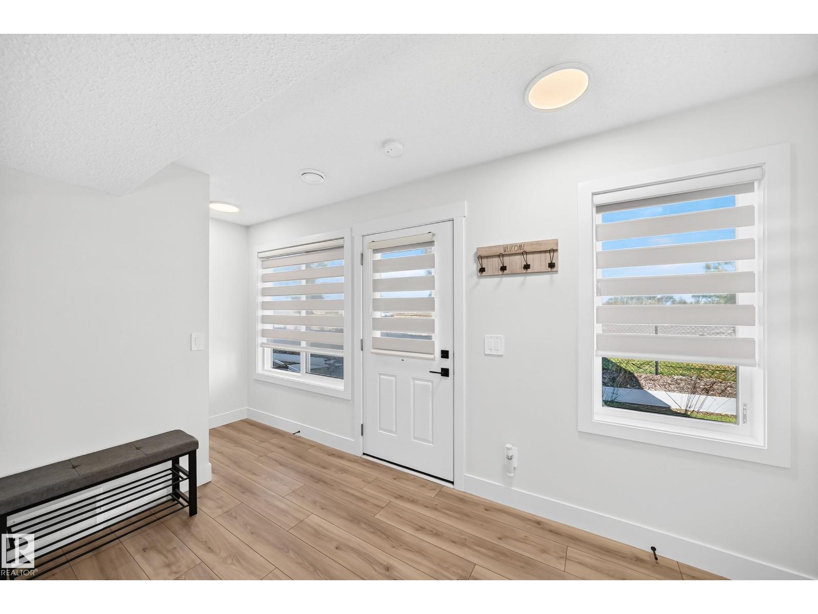 #70 16335 84 ST NW