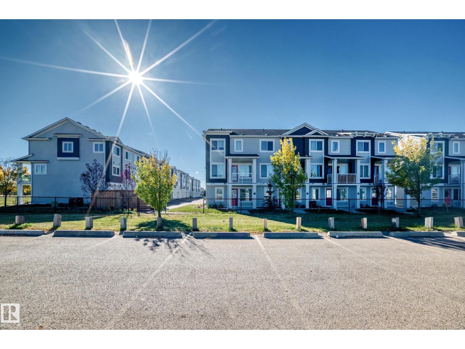#70 16335 84 ST NW