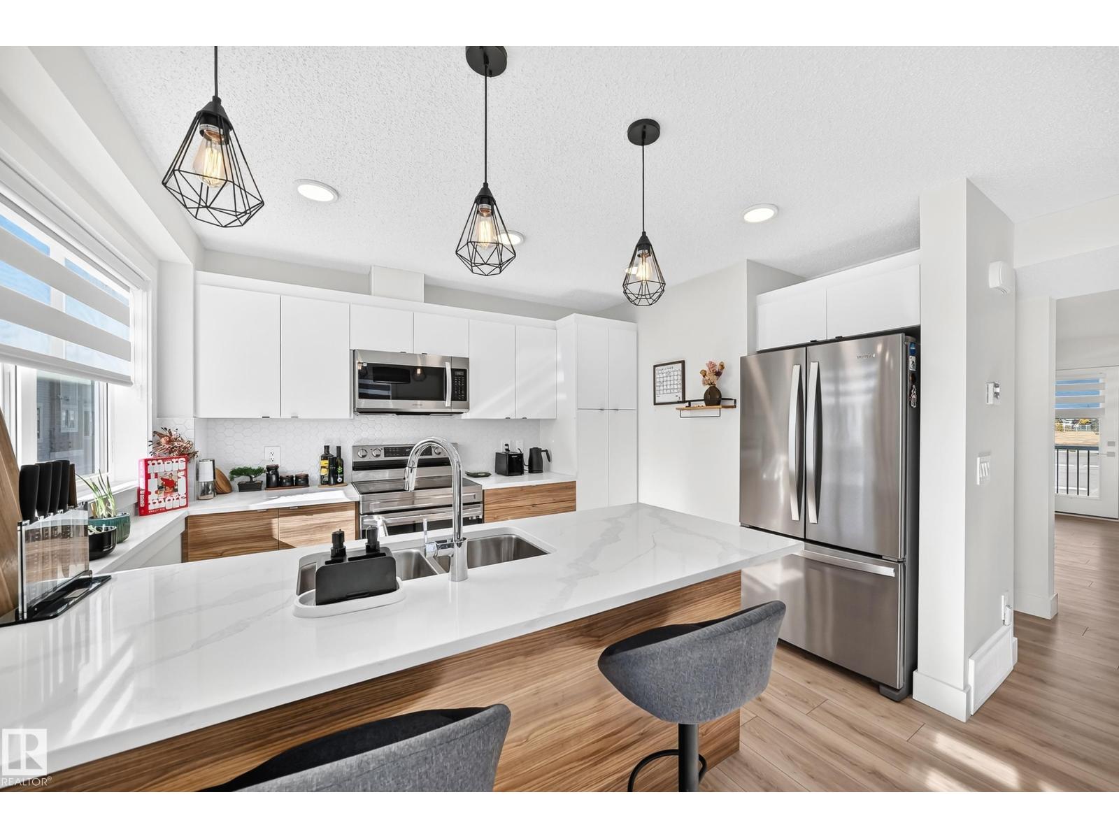 #70 16335 84 ST NW