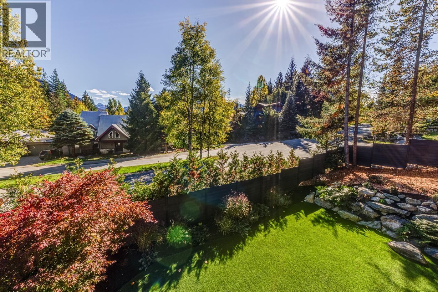 6403 St Andrew's Way, Whistler, British Columbia  V8E 0C7 - Photo 30 - R3172121