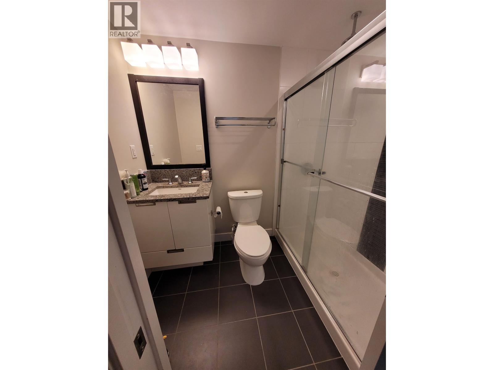 6xx 2968 Glen Drive, Coquitlam, British Columbia  V3B 0C4 - Photo 9 - R3172123
