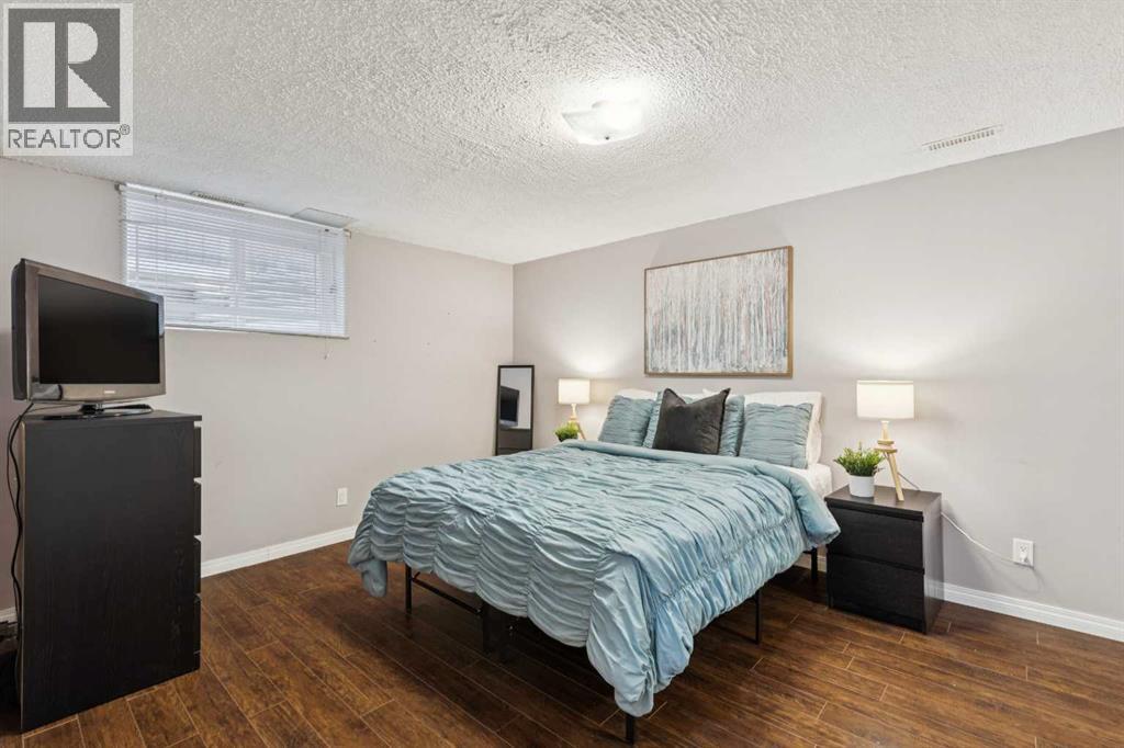 7 Woodgreen Crescent Sw, Calgary, Alberta  T2W 4A4 - Photo 36 - A2349261