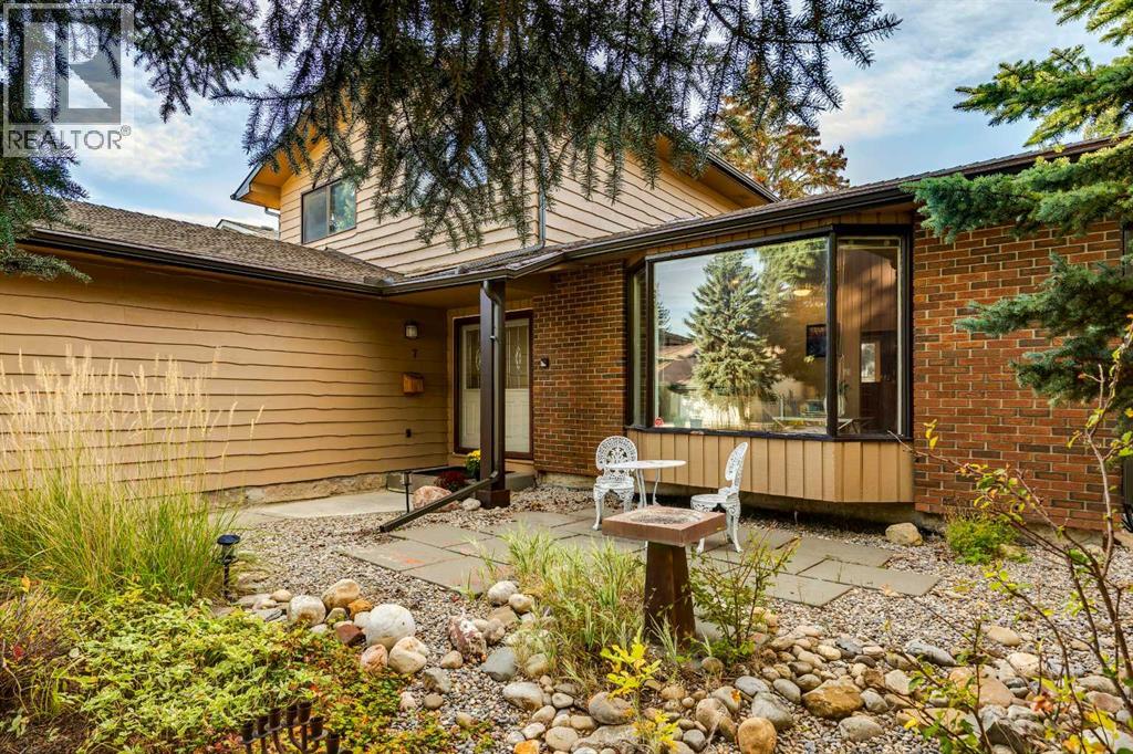 7 Woodgreen Crescent Sw, Calgary, Alberta  T2W 4A4 - Photo 47 - A2349261