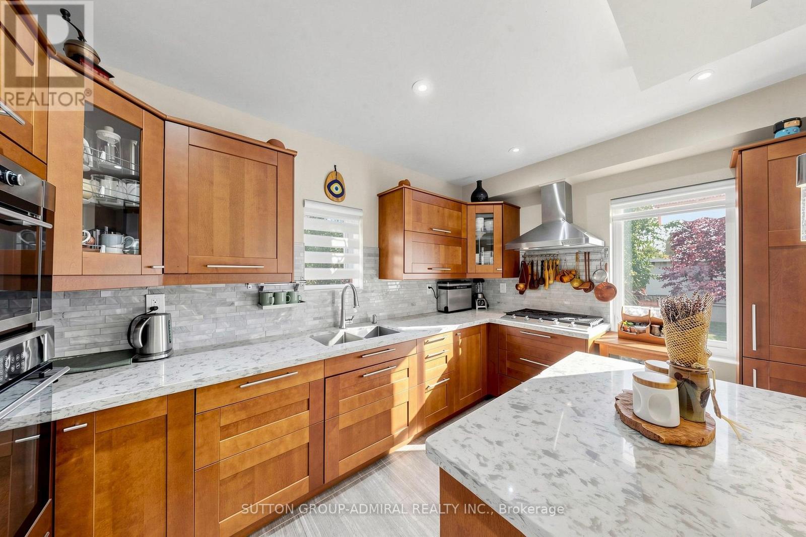 676 Vaughan Road, Toronto, Ontario  M6E 2Y6 - Photo 12 - C13859274