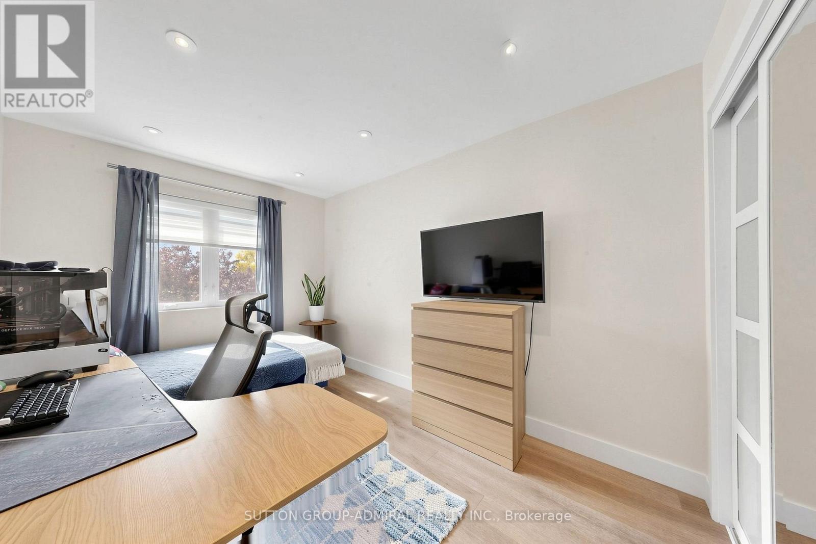 676 Vaughan Road, Toronto, Ontario  M6E 2Y6 - Photo 26 - C13859274