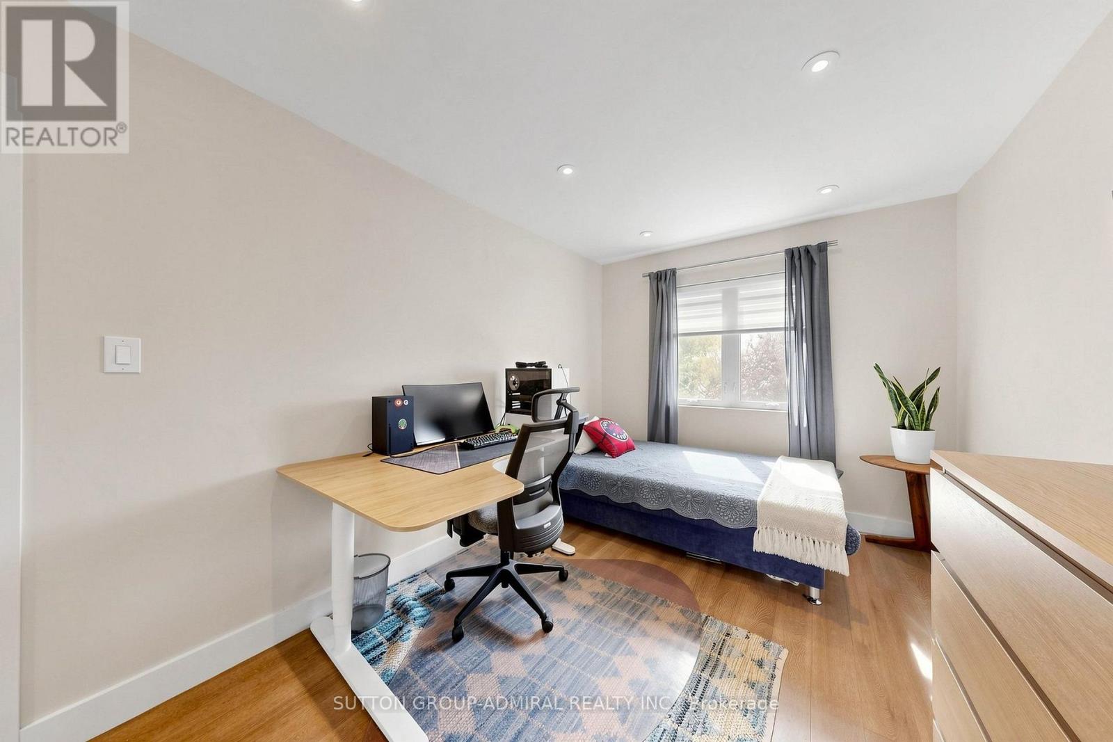 676 Vaughan Road, Toronto, Ontario  M6E 2Y6 - Photo 25 - C13859274