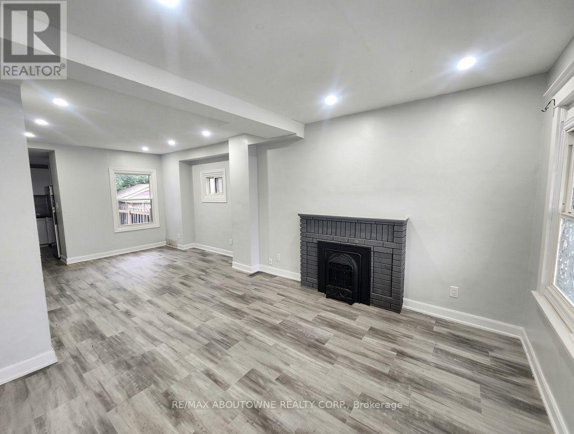 63 Gage Avenue N, Hamilton, Ontario  L8L 6Z8 - Photo 3 - X13859302