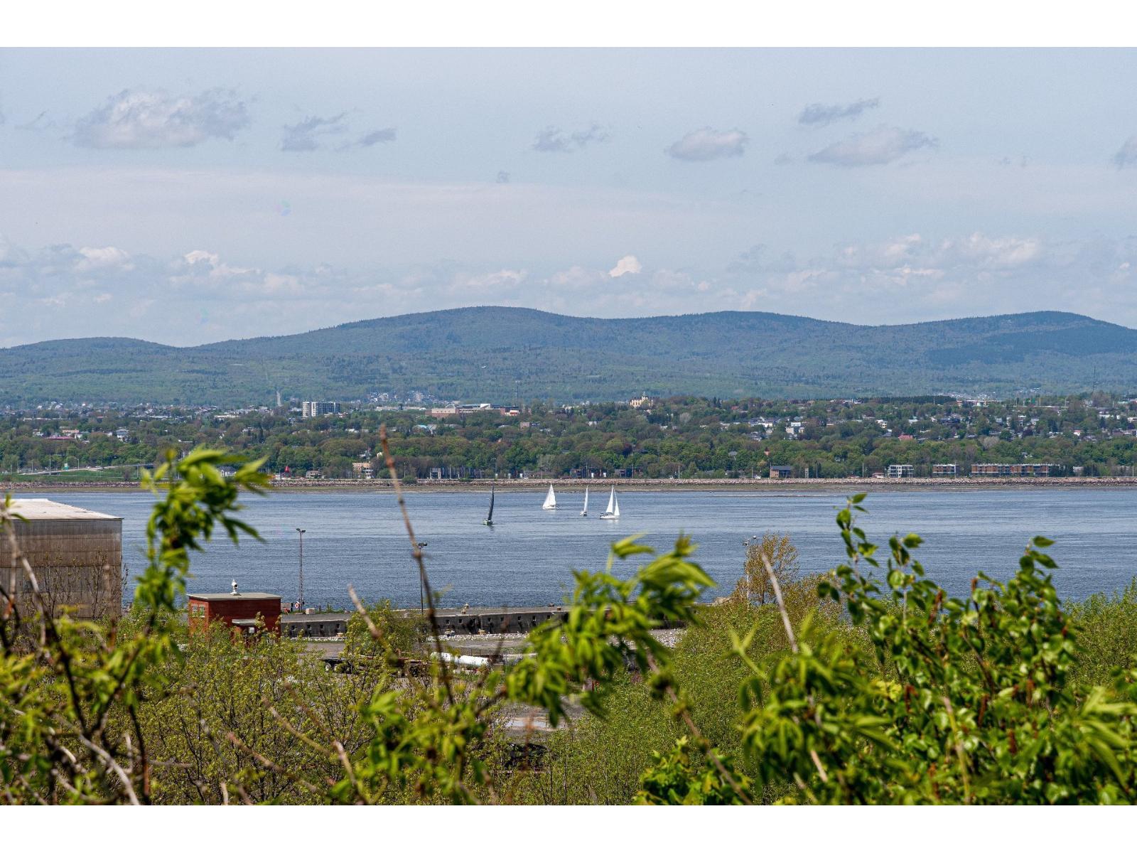 473 Rue St-Joseph Lévis (Desjardins) Quebec Canada G6V1G9 2