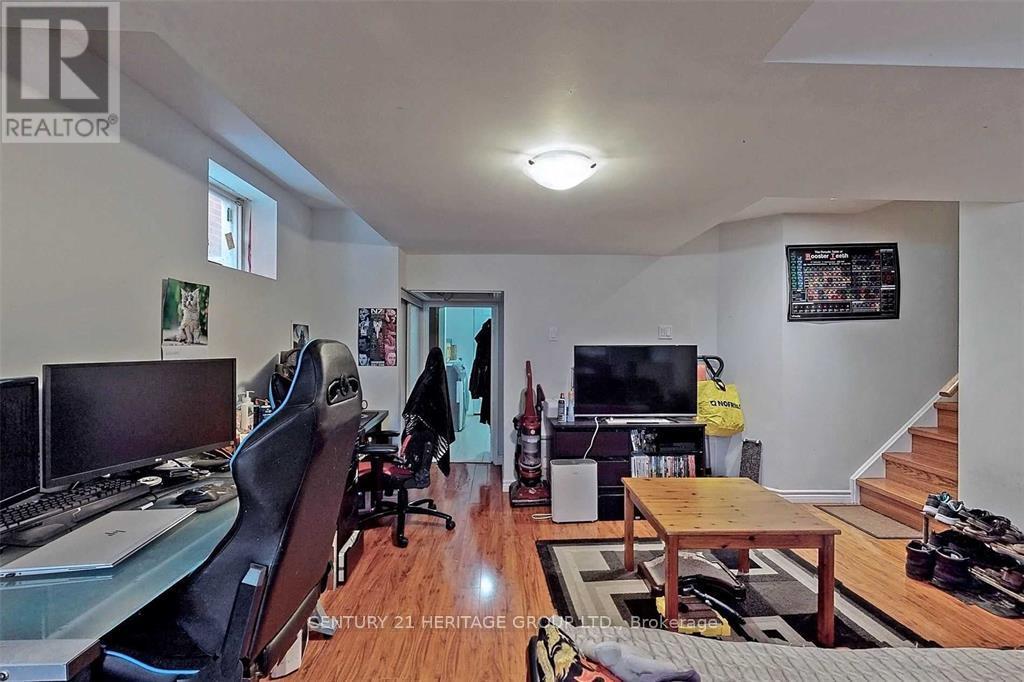 35 Cliff Gunn Road, Newmarket, Ontario  L3X 3J8 - Photo 28 - N13850482
