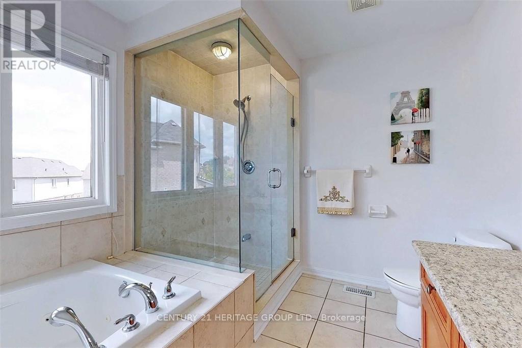 35 Cliff Gunn Road, Newmarket, Ontario  L3X 3J8 - Photo 34 - N13850482