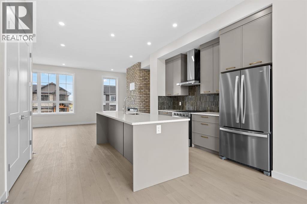 124 Greenwich Drive NW