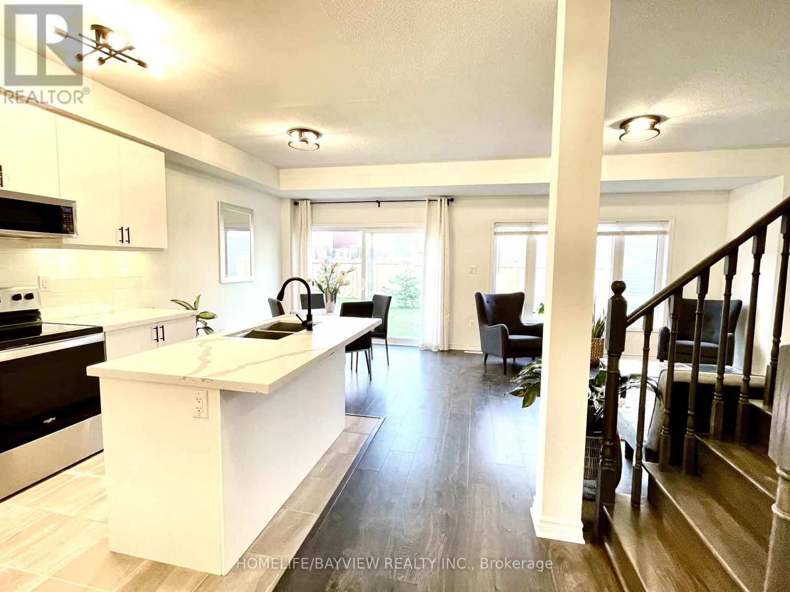 128 VILLAGE GATE DRIVE, Wasaga Beach, Ontario