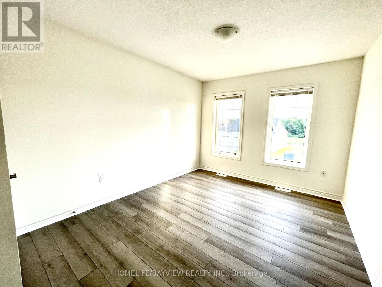 128 Village Gate Drive, Wasaga Beach, Ontario  L9Z 0J7 - Photo 18 - S13859320