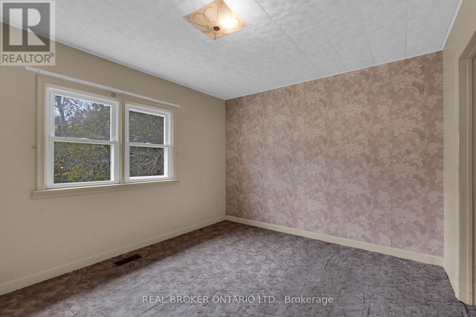 2086 Penetanguishene Road, Springwater, Ontario  L4M 4Y8 - Photo 23 - S13859324