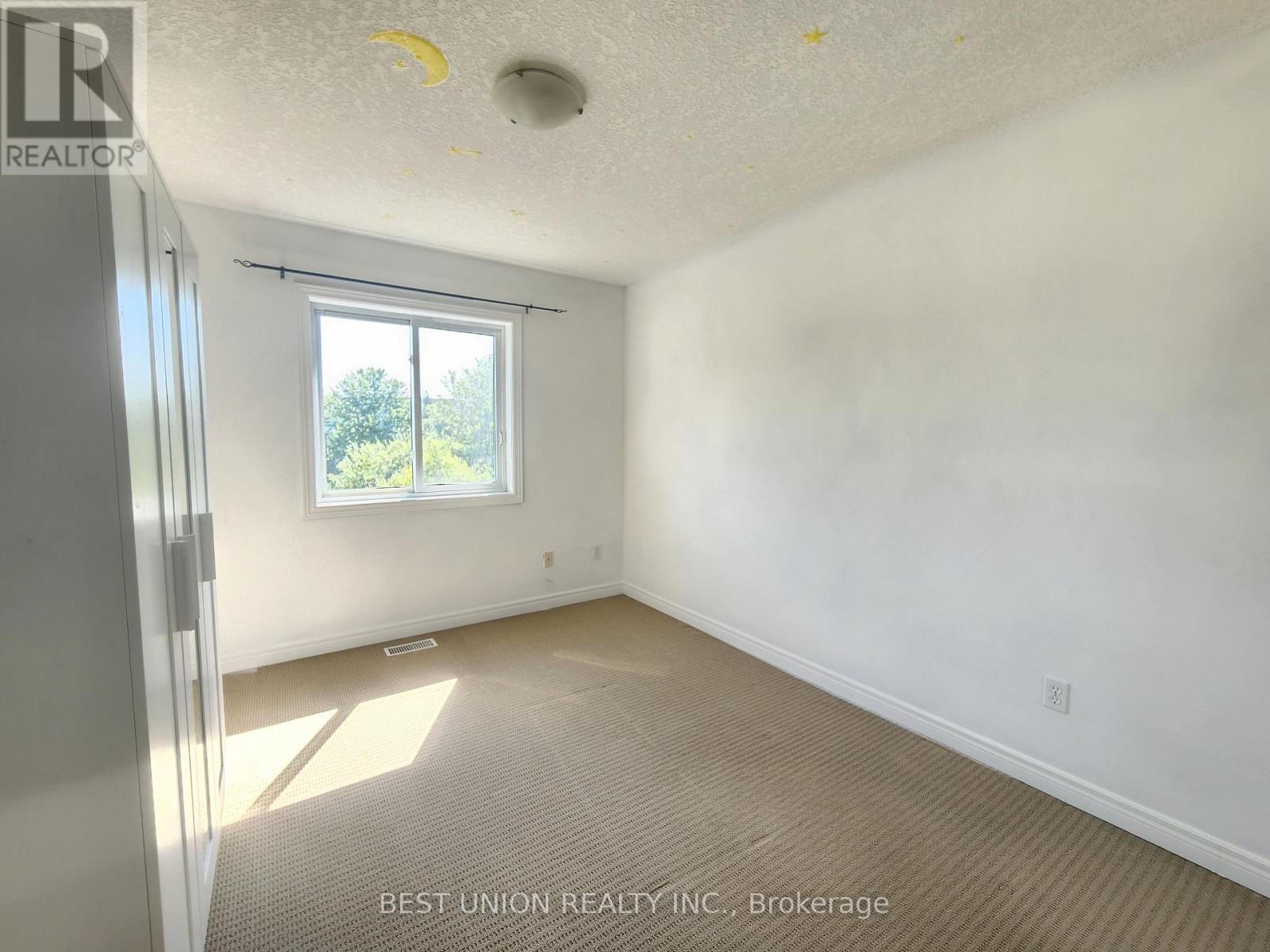 27 - 468 Doon Drive S, Kitchener, Ontario  N2P 0A2 - Photo 3 - X13859308