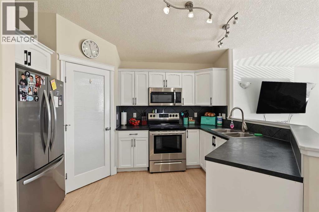 13014 94 Street Grande Prairie Alberta Canada T8X1S7 4