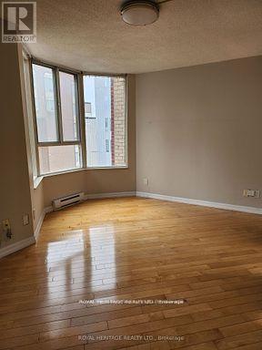 2307 - 55 Centre Avenue, Toronto, Ontario  M5G 2H5 - Photo 3 - C13859328