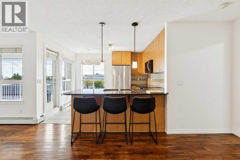 340, 22 Richard Place SW