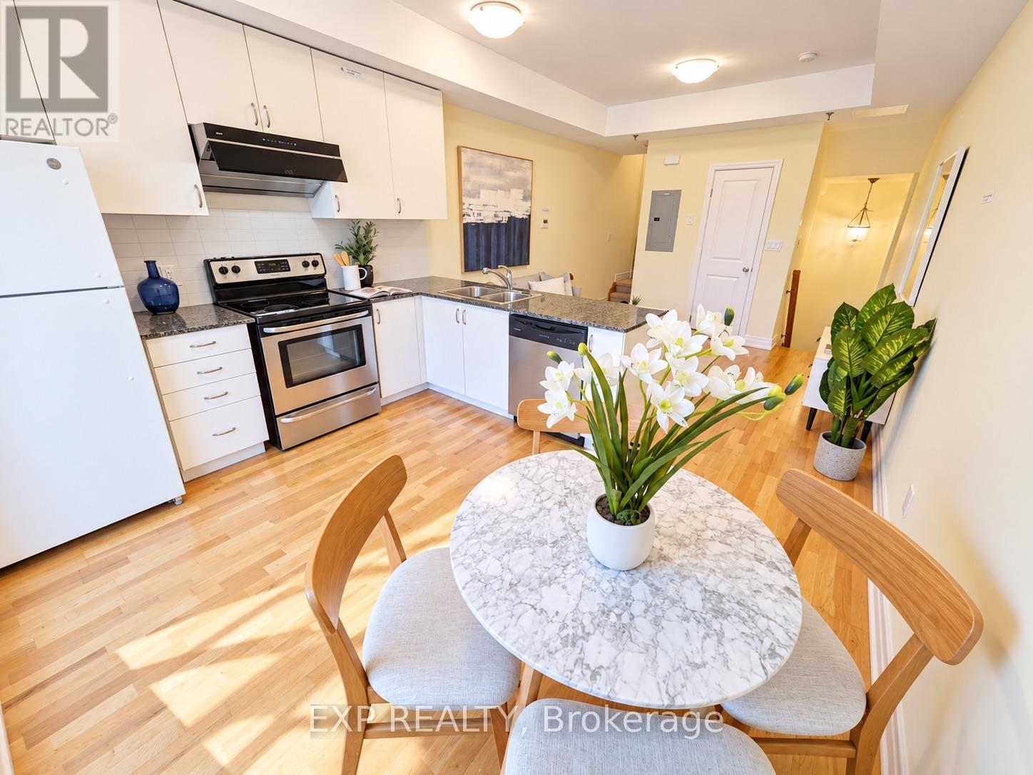 204 - 728 Sheppard Avenue W, Toronto, Ontario  M3H 2S8 - Photo 10 - C13817106