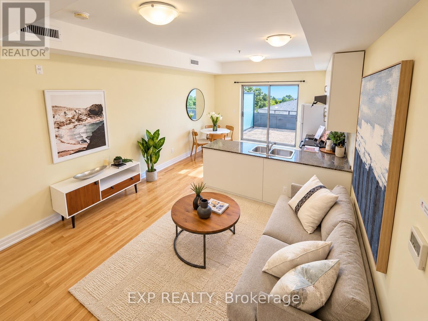 204 - 728 Sheppard Avenue W, Toronto, Ontario  M3H 2S8 - Photo 3 - C13817106