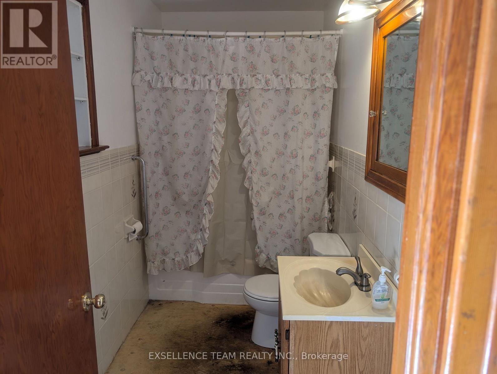321 Mclean Avenue, Cornwall, Ontario  K6J 4L3 - Photo 13 - X13859334