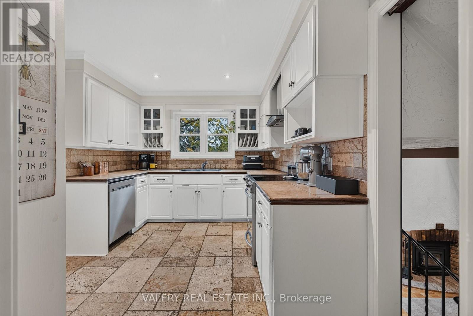 325 Coleridge Drive, Waterloo, Ontario  N2L 2V5 - Photo 10 - X13859352