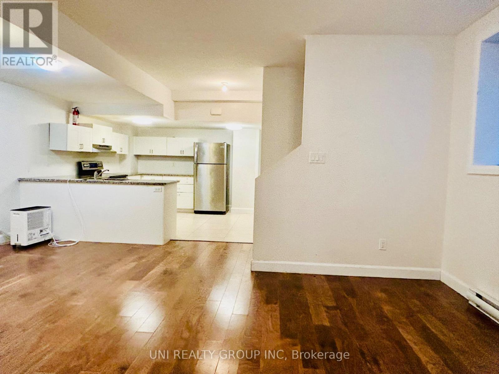 B - 492 Moodie Drive, Ottawa, Ontario K2H 8A7 - Photo 3 - X13754874