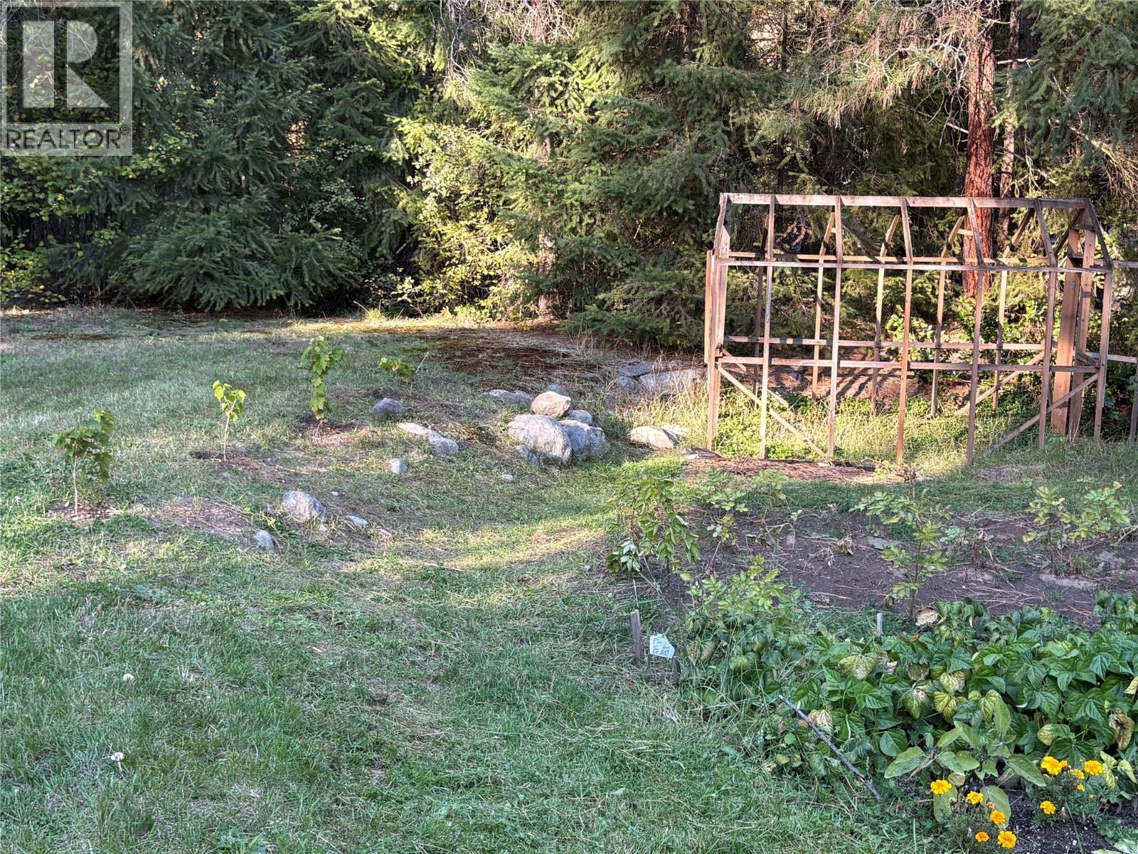 945 Pine Crescent, Genelle, British Columbia  V0G 1G0 - Photo 54 - 10389077