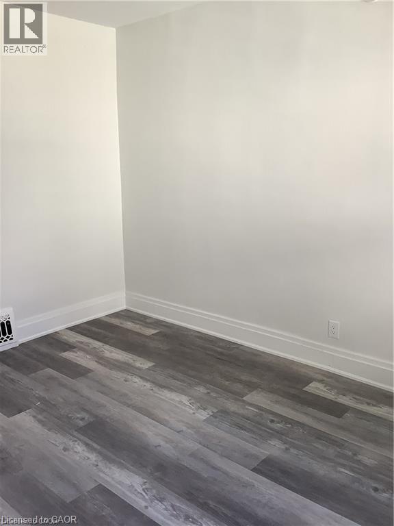 90 Kent Street S Unit# 4, Simcoe, Ontario  N3Y 2X9 - Photo 6 - 40868766