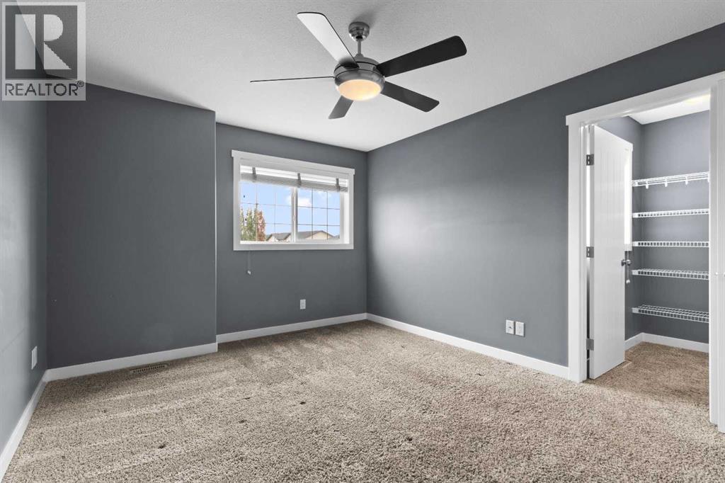 107 Henderson Crescent