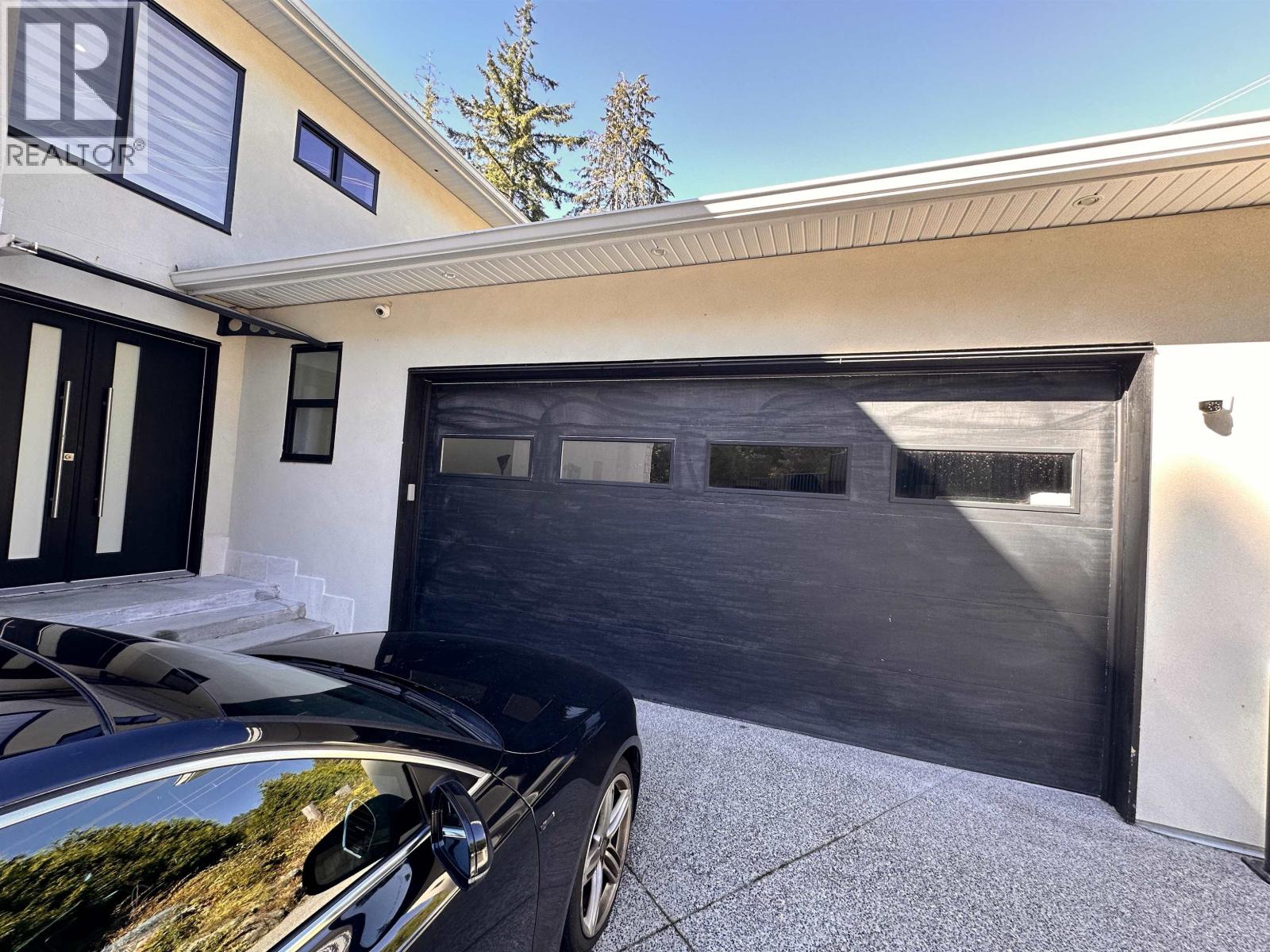 2425 LEGGETT DRIVE