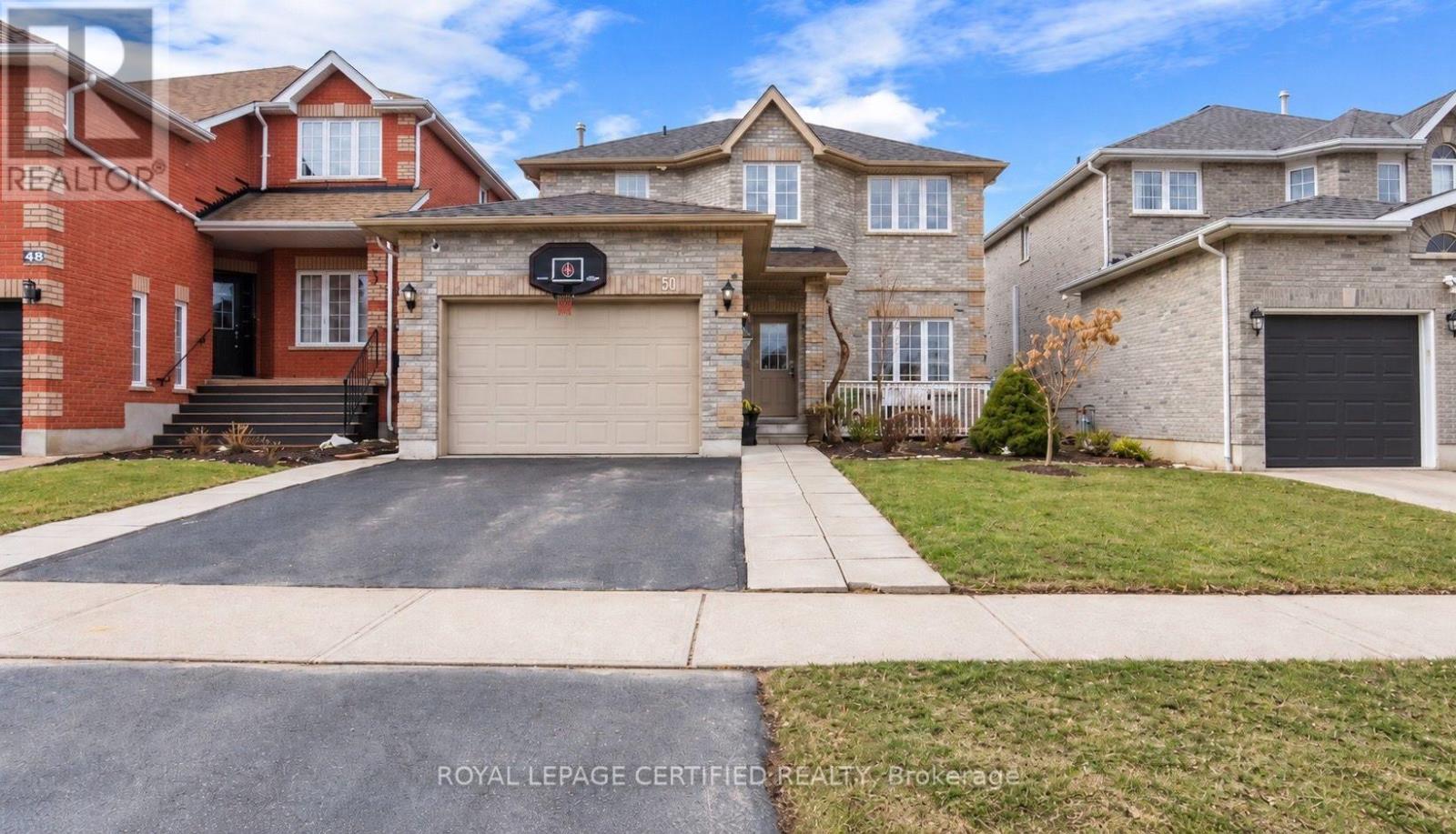 50 BATTEAUX STREET, Barrie, Ontario