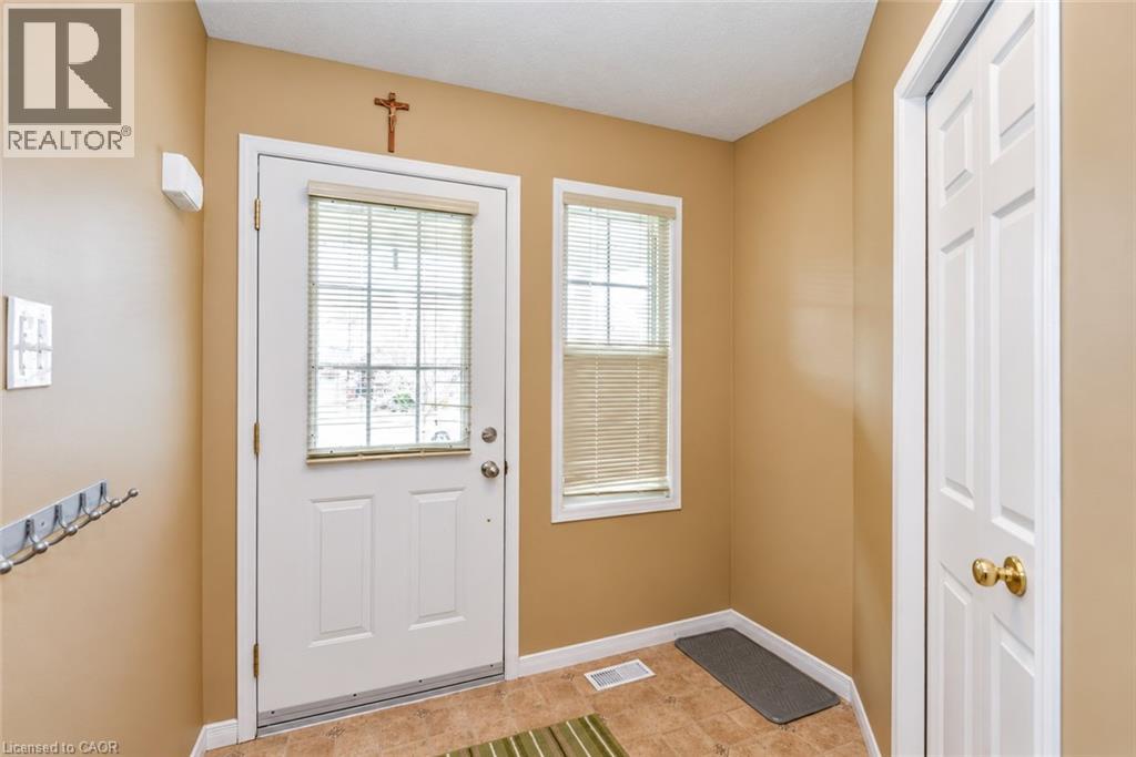 16 Frankfurt Street, Kitchener, Ontario  N2R 1T5 - Photo 3 - 40867139