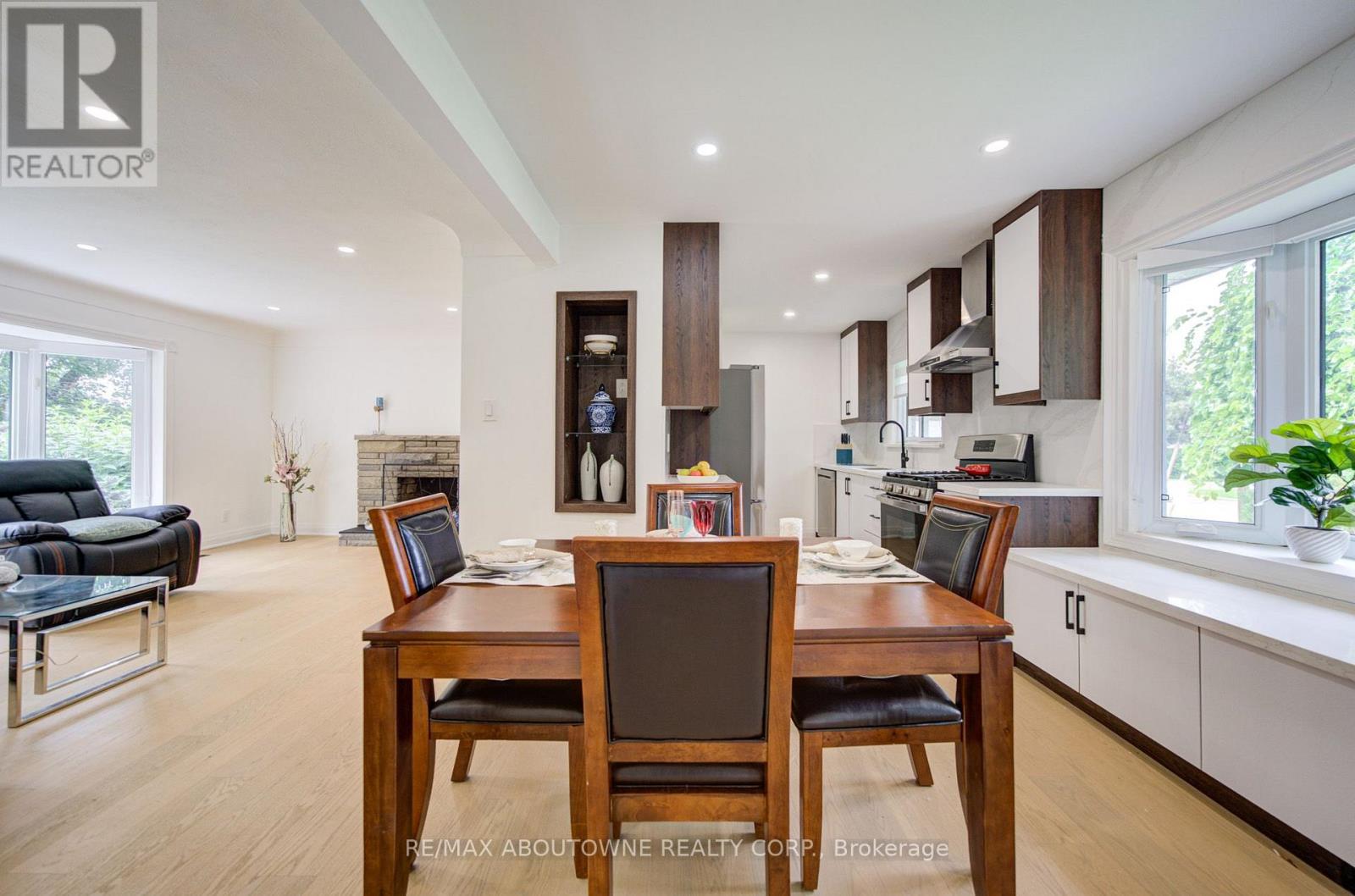 30 Dale Avenue, Hamilton, Ontario  L8G 3L9 - Photo 8 - X13859372
