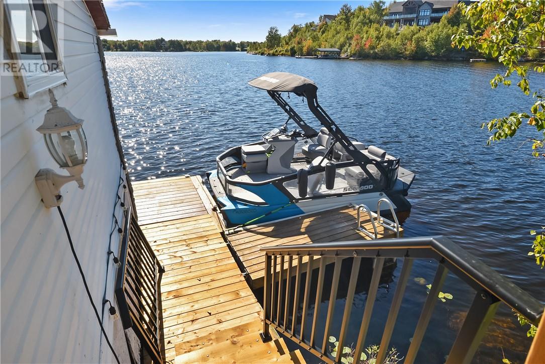 10 Whitson Lake Landing, Val Caron, Ontario  P3N 1P3 - Photo 4 - 2130769