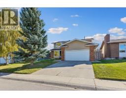 19 Woodbrook Road SW, calgary, Alberta