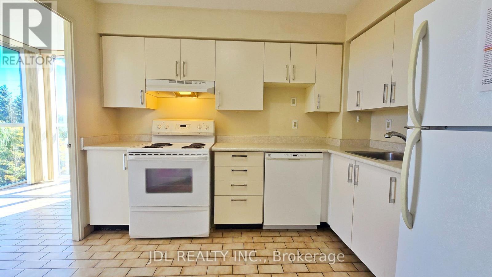 610 - 5795 Yonge Street, Toronto, Ontario  M2M 4J3 - Photo 4 - C13859378