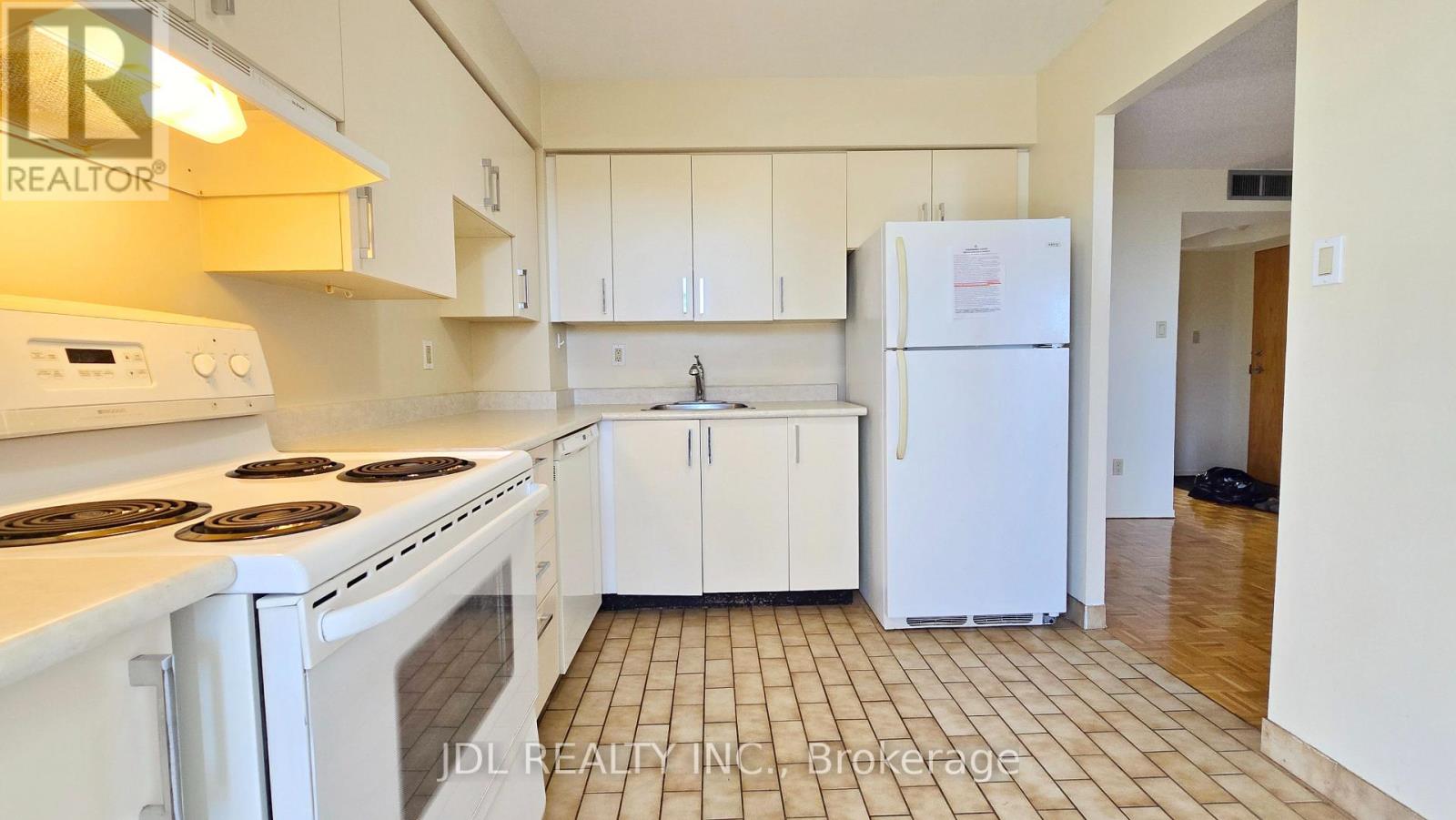 610 - 5795 Yonge Street, Toronto, Ontario  M2M 4J3 - Photo 5 - C13859378