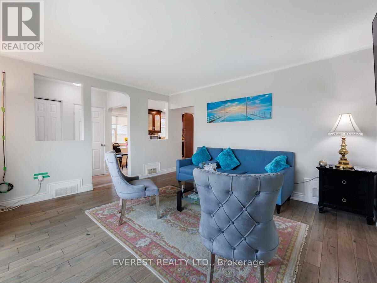91 Hart Avenue, Toronto, Ontario  M1K 3H3 - Photo 7 - E13859394